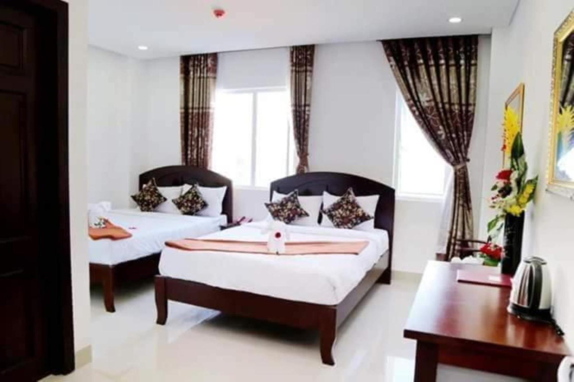 Phuc Loc Hotel Нин Бин Екстериор снимка